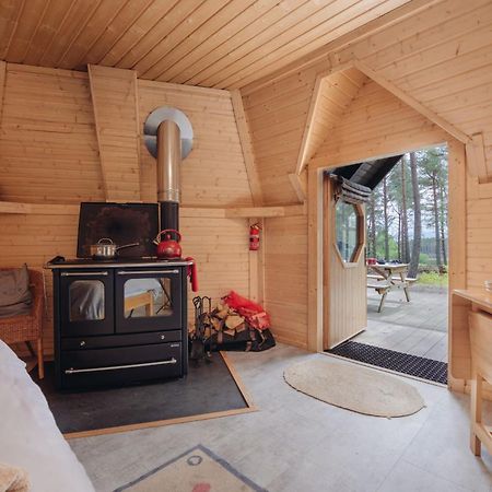 Cairngorm Bothies Villa อะบอยน์ ภายนอก รูปภาพ