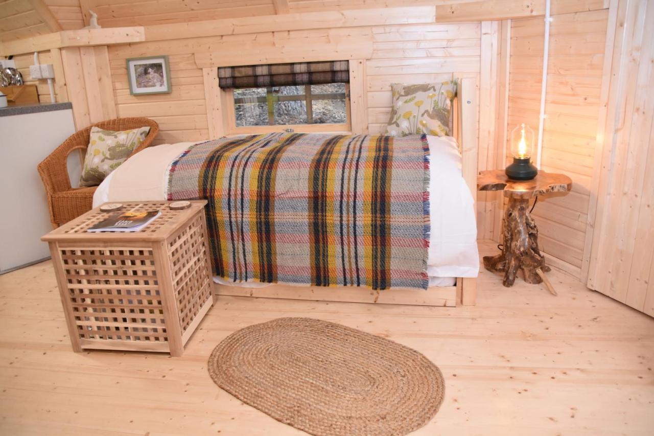 Cairngorm Bothies Villa อะบอยน์ ภายนอก รูปภาพ