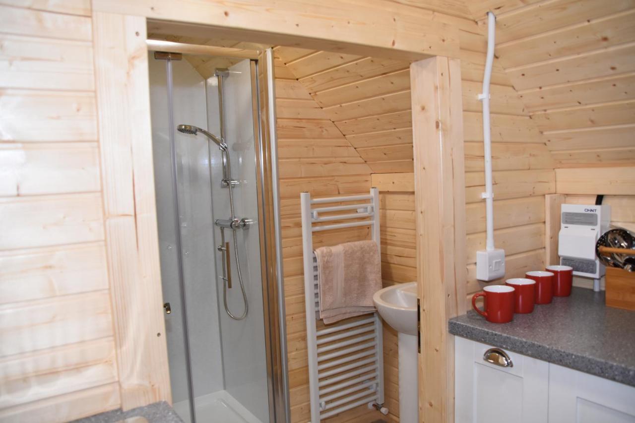 Cairngorm Bothies Villa อะบอยน์ ภายนอก รูปภาพ