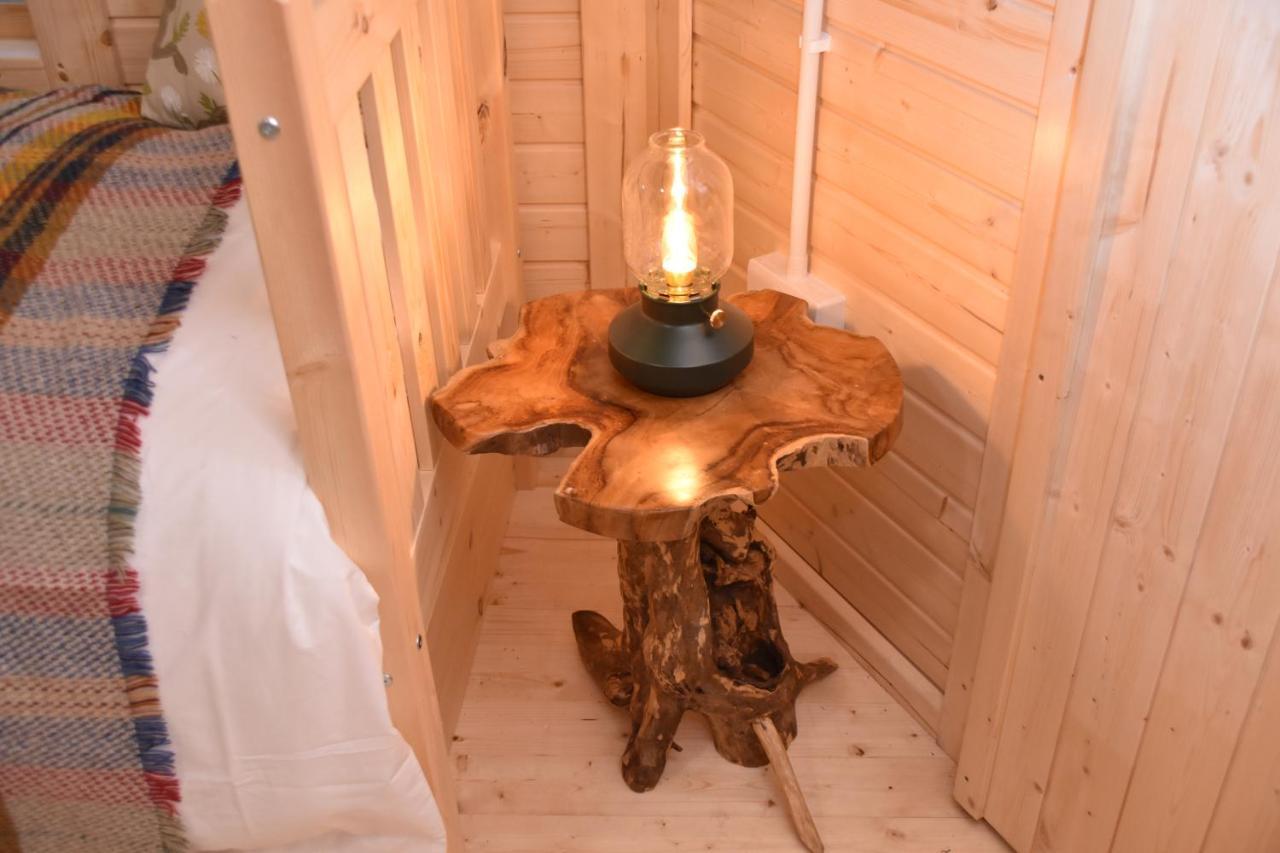 Cairngorm Bothies Villa อะบอยน์ ภายนอก รูปภาพ