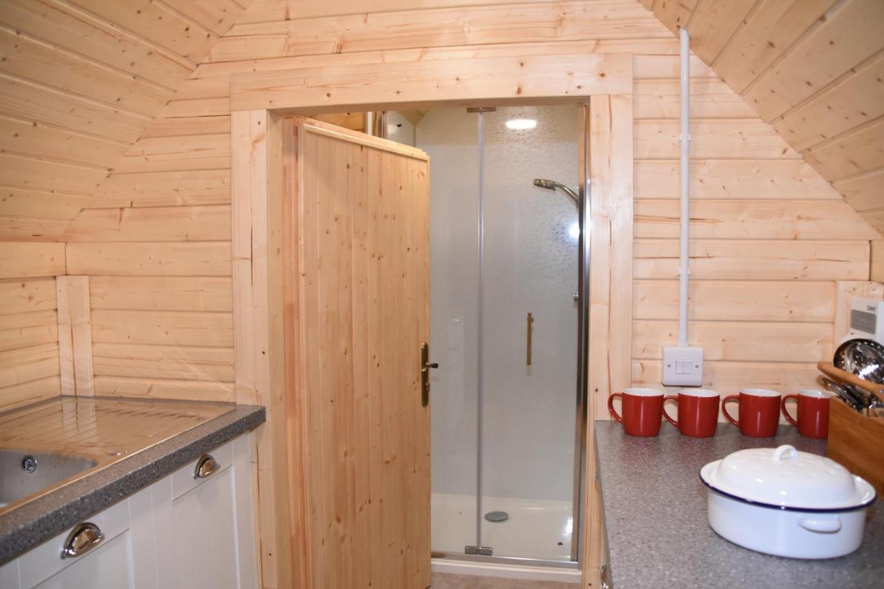 Cairngorm Bothies Villa อะบอยน์ ภายนอก รูปภาพ