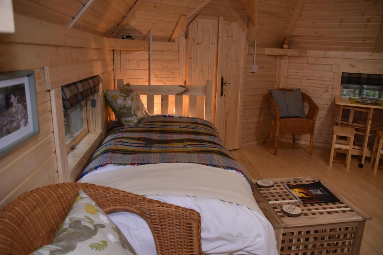 Cairngorm Bothies Villa อะบอยน์ ภายนอก รูปภาพ