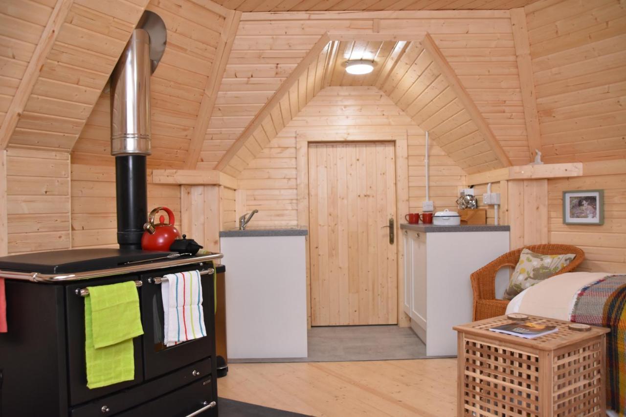 Cairngorm Bothies Villa อะบอยน์ ภายนอก รูปภาพ