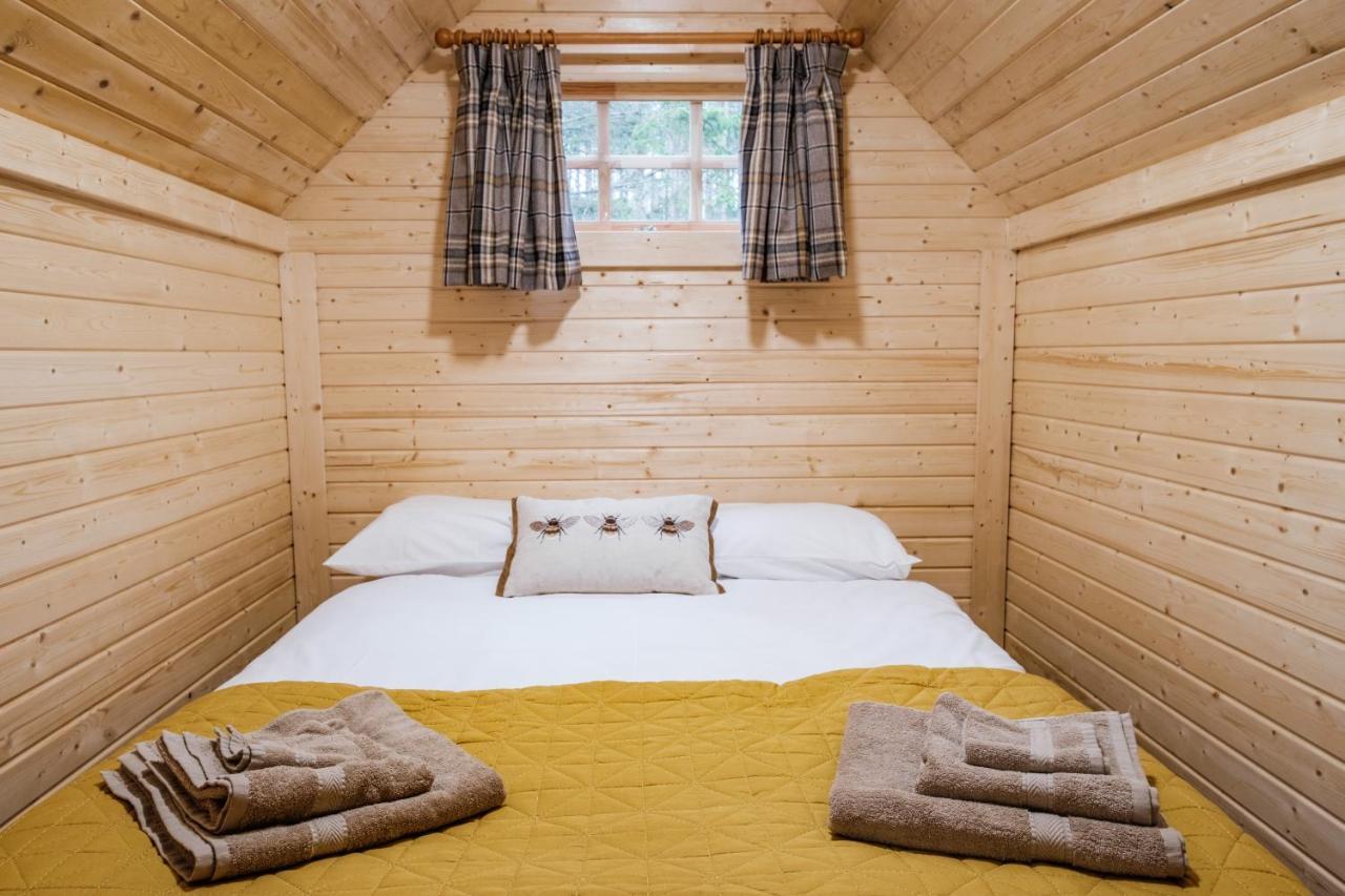 Cairngorm Bothies Villa อะบอยน์ ภายนอก รูปภาพ