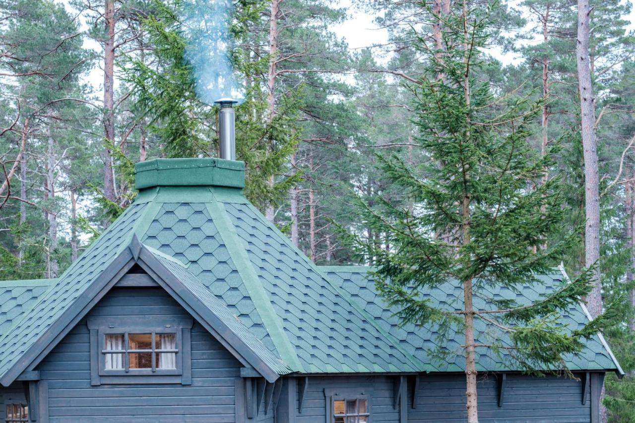 Cairngorm Bothies Villa อะบอยน์ ภายนอก รูปภาพ