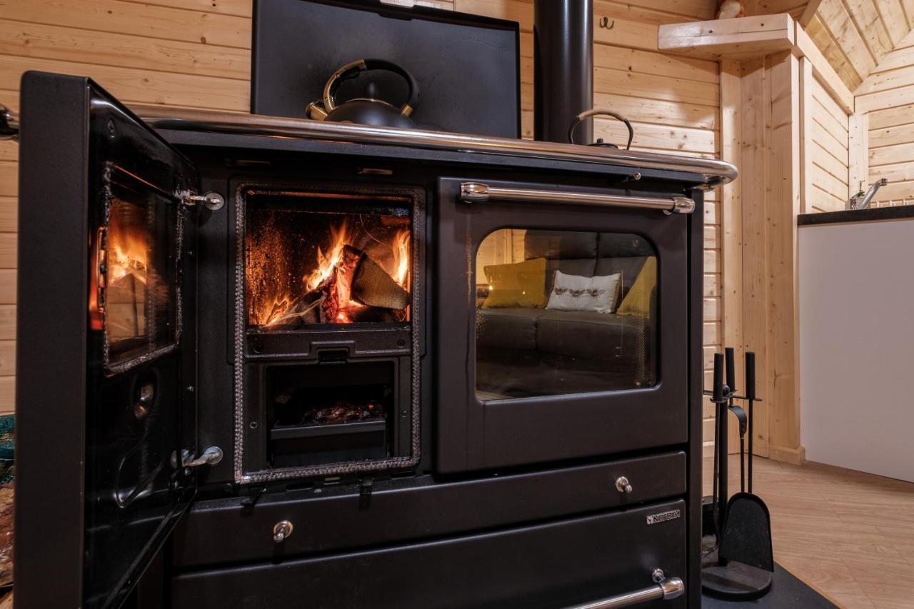 Cairngorm Bothies Villa อะบอยน์ ภายนอก รูปภาพ