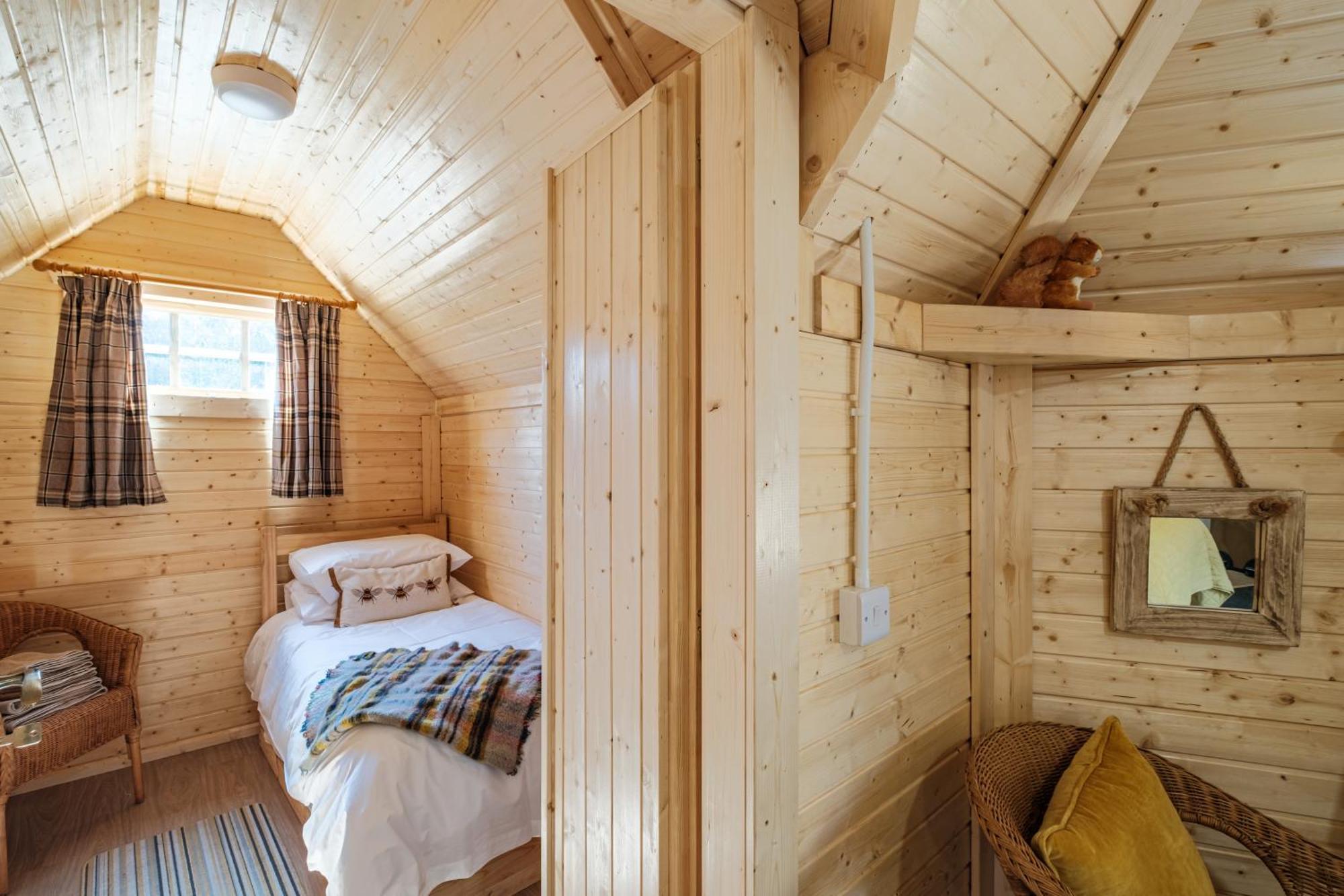 Cairngorm Bothies Villa อะบอยน์ ภายนอก รูปภาพ