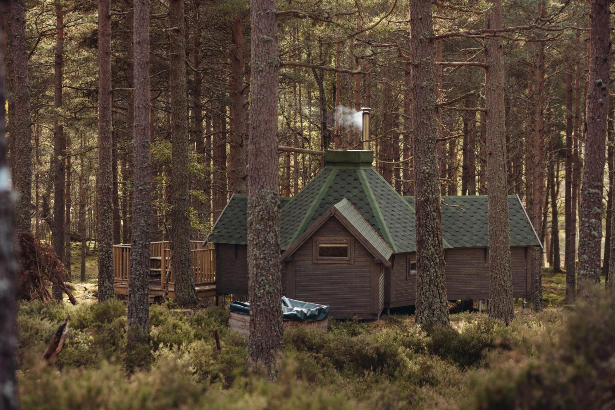 Cairngorm Bothies Villa อะบอยน์ ภายนอก รูปภาพ