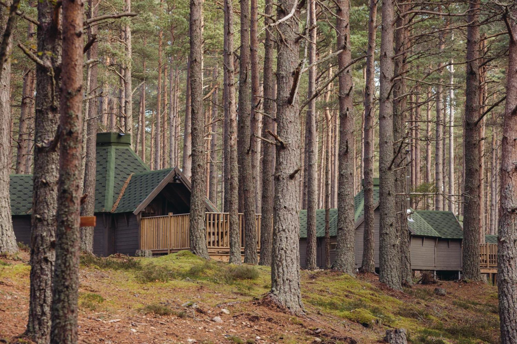 Cairngorm Bothies Villa อะบอยน์ ภายนอก รูปภาพ